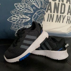 Toddler Boys adidas size 5